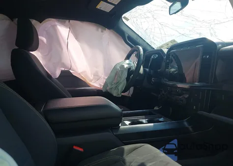 2024 Ford F150 Stx из США, поврежденный, VIN 1FTFW2L58RKE32798